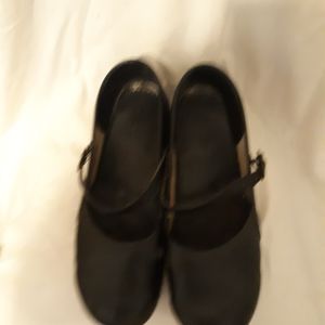 Dansko shoes..black, very comfortable and in good condition.  Size 11.